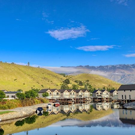 Marsden Lake Resort Central Otago Кромуел Екстериор снимка The village of Waimakariri