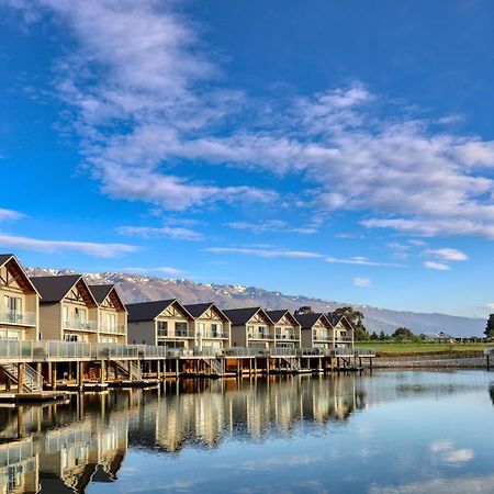 Marsden Lake Resort Central Otago Кромуел Екстериор снимка The hotel