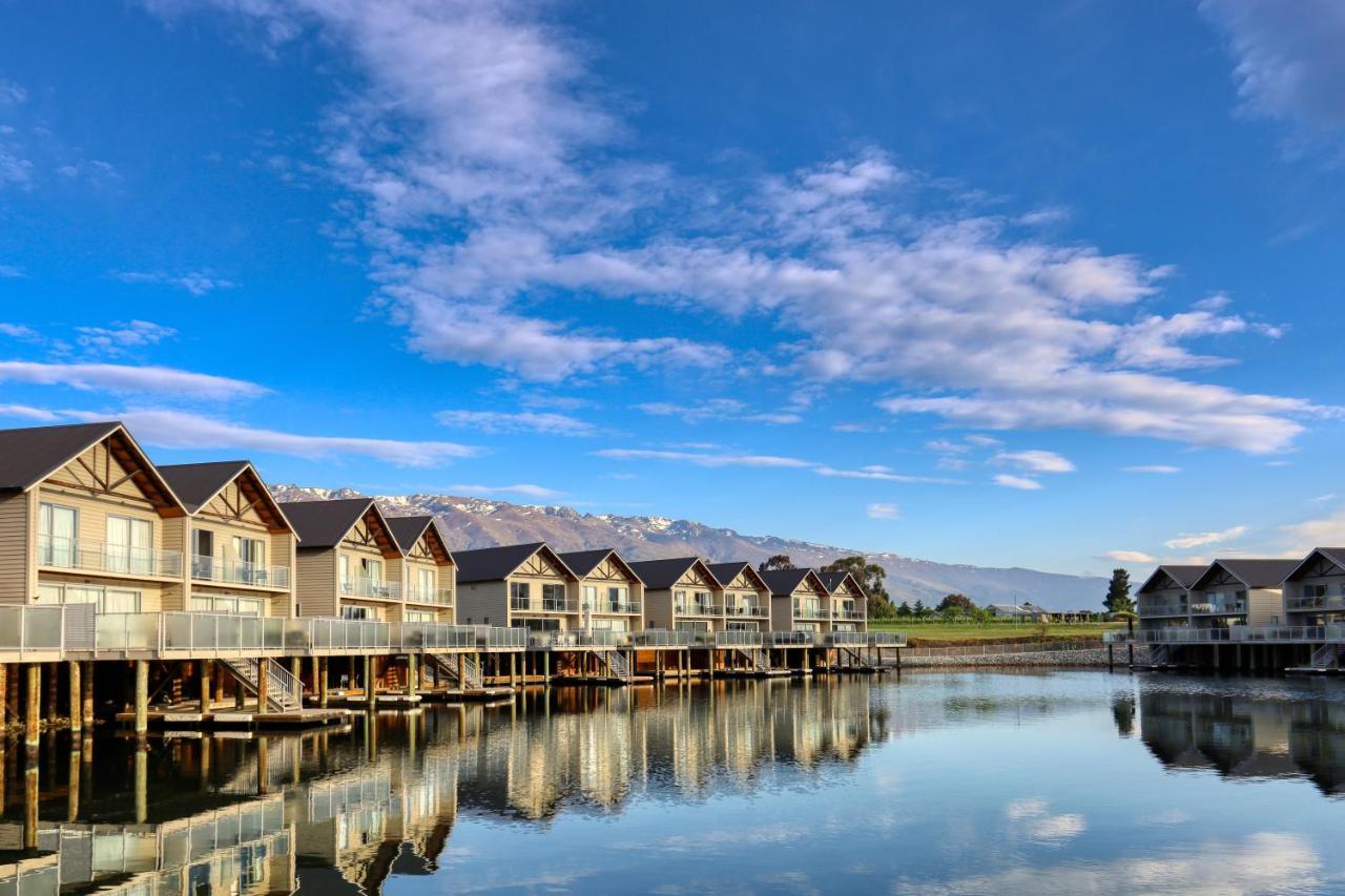Marsden Lake Resort Central Otago Кромуел Екстериор снимка The hotel